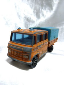 マジョレット　MAJORETTE MERCEDES TRAX PUBLICS made in FRANCE フランス製　1/70　 トラック【管・ミニカー①】