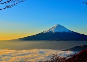 天晴れの富士山と雲海 富士山 ふじやま 絵画風 壁紙ポスター 特大A1版830×585mm（はがせるシール式）001A1
