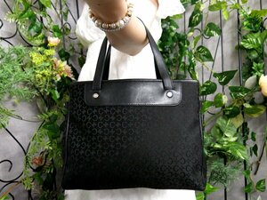 ●超美品●CELINE セリーヌ●Cマカダム●ナイロンキャンバス カーフ レザー 本革●トート ハンド バッグ●黒●シルバー金具●収納●Js47764