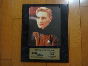 ★スタートレック Star Trek TNG　ナターシャ・ヤー(Natasha Yar)役デニーズ・クロスビー（Denise Michelle Crosby）直筆サインパネル