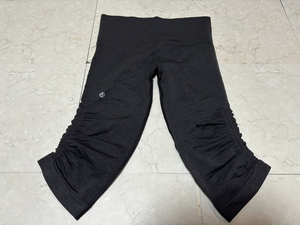 d1333◆美品◆ルルレモン lululemon In The Flow Cropクロップレギンス