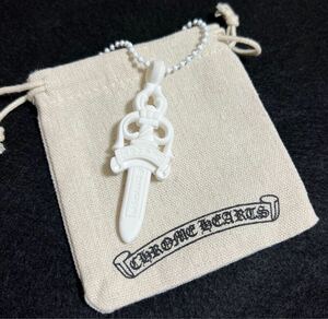 Chrome Hearts ダガーラバー ネックレス ホワイト