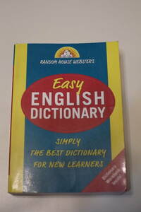 書籍「Easy English Dictionary」　Random House, New York発行