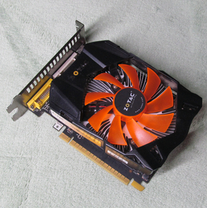 送料520円/ZOTAC GeForce GTX750 1GB 128BIT DDR5/DVIx2/mini-HDMI/動作品