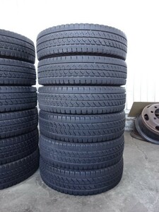 205/70R17.5　115/113L　ブリヂストン　BLIZZAK　W979　中古スタッドレス６本①　送料無料　（060909）