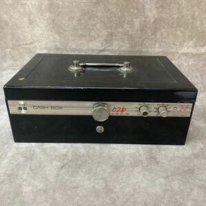 CASH BOX TYPE55 古い手提げ金庫 キャッシュボックス 黒 約13×36×23cm ブラック レトロ 古い 鍵なし ダイヤルロック可