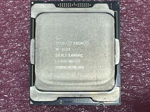 #1348 Intel Xeon W-2123 SR3LJ (3.60GHz/ 8.25MB/ LGA2066) 保証付