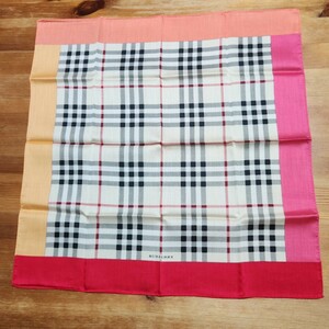 大人気 美品 ブランド ハンカチ バーバリー BURBERRY 約48×49cm チェック