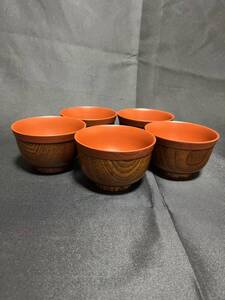 ●　千筋姫椀揃　赤　漆器　うるし塗装　天然木　(山中漆器)　１箱５個入り×４箱　計20個まとめ売り　長期保管未使用品です