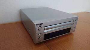 ONKYO INTEC205 CDプレーヤーC-705FX