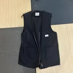 ZARA 黒 ベスト EUR Sサイズ