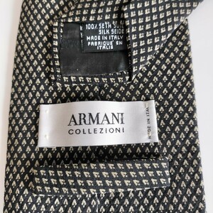 ARMANI COLLEZIONI（アルマーニコレツォーニ）黒グレー木ネクタイ