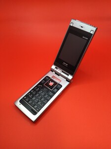 【ジャンク】WILLCOM KYOCERA WX330K シルバーメタリック 検索：ウィルコム PHS 京セラ