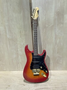 【２２－２５】Fender STRATOCASTER フェンダー E925452 ストラトキャスター エレキギター ギター 弦楽器 ジャンク品 現状品