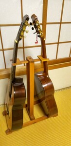 新品　オリジナル手ずくり　木製ギタースタンドNO.2　2本掛け　送料無料