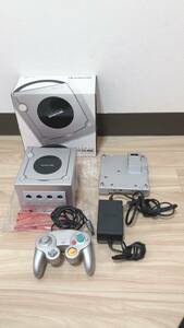 NINTENDO/ 任天堂GAME CUBE/ゲームキューブ 本体　　DOL-S-PLAゲームボーイプレーヤー DOL-017(説明書、スタートアップディスク付き)セット