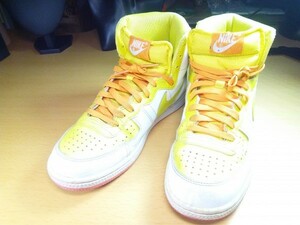 ★【即決！中古ナイキのスニーカー】NIKE/ハイカット/24.0ｃｍ/イエロー/ユーズド/USED/シューズ/靴【検/レディースファッション】