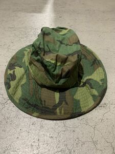 米軍 実物 新品 未使用 CAMOUFLJGE TROPICAL COMBAT TYPE ll ブニーハット グリーンリーフカモ サイズ 6 7/8