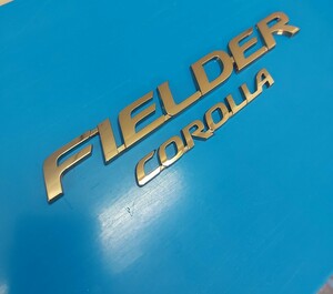 TOYOTA COROLLA FIELDER HYBRID GOLD EMBLEM トヨタ カローラ フィルダー ハイブリッド ゴールドエンブレム VIP LUGUXUY CUSTOM ビップ 