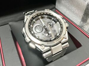 美品 CASIO カシオ G-SHOCK ジーショック MT-G 腕時計 MTG-G1000D-1A GPS ハイブリッド 電波ソーラー タフソーラー カレンダー 動作確認済