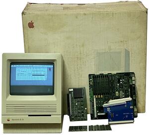 Macintosh SE/30（ジャンク）とおまけ（ジャンク）