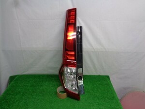 トヨタ／ルーミー　M900A　カスタム用　左テールランプ　LED　ユニット　コイト220-69047　No.813276【品番　81560-B1380】