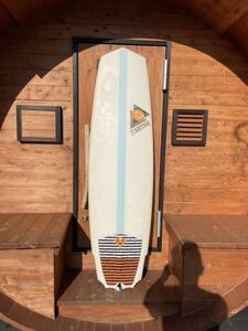 USED TOMO SURF BOARD5.6