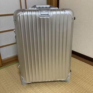 rimowa リモワ　topas 32l トパーズ　トロリー　両面ディバイダー　TSAロック　機内持ち込み可　Cabin 929.52