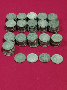 旧100円銀貨　稲穂　164枚　中古品