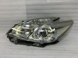 9943 プリウス ZVW30 前期 左ヘッドライト ハロゲン KOITO 47-29 打刻 ホ