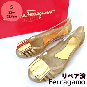 レア☆美品箱付☆フェラガモ【Ferragamo】ヴァラプレート ラバーパンプス