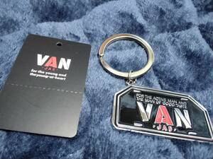 VAN JAC 　ナンバープレートキーホルダー　ブラック　新品未使用　アイビー　トラディショナル