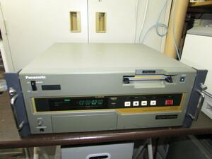 【YHA0281】★Panasonic 業務用DVCPROデジタルビデオカセットレコーダー AJ-D450 Digital VideoCassetteRecorder 通電確認のみ★中古