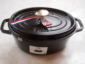 staub　ストウブ　ピコ・ココット オーバル　ブラック(40500-231) 23㎝　新品・未使用