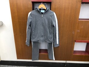 【PRADA】プラダ　レディススウェットセットアップ　グレー　上衣Lサイズ　下衣Mサイズ　SY02-EJ0