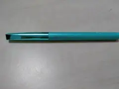 デジャブ ペンシルアイライナーダークブラウン 1mm