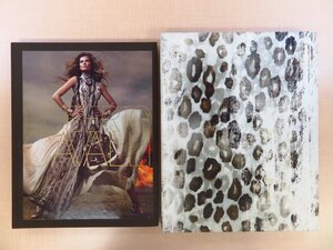 『Roberto Cavalli』2010年 Rizzoli刊(N.Y) 特製函付（ロベルト・カヴァリ直筆サイン入）ロベルト・カバリ イタリアファッションデザイナー