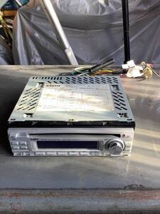 SANYO CDF-R300 CD プレーヤー　デッキ　1DIN サンヨー　