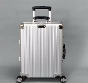 RIMOWA リモワ Classic Fight 20インチ 37リットル 機内持ち込み Cabin スーツケース トランク リモワ 希少 中古