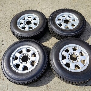 中古スパイクタイヤホイールセット BS NR280 15×6J 6H 139.7 OFF45 YOKOHAMA SY109 195/80R15 107/105L 04年 キャラバンで使用