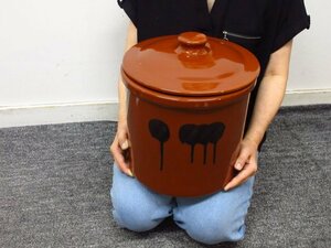 t7721　美品　ふた付きかめ　容器　つぼ　切立瓶　ぬか漬け　味噌　タレ　陶器製　保存容器　茶系　