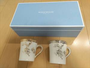 (送料込み 未使用)Wedgwoodウェッジウッド ペアマグカップ ヴェラ・ウォン ヴェラ レース ゴールド、プラチナ