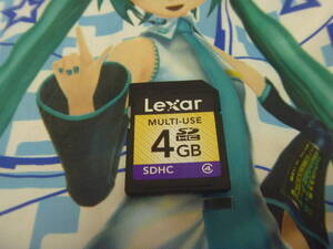 Lexar製　SDHCカード４GB　中古