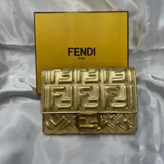 新品・未使用☆FENDI☆フェンディー　ゴールド　レザー　コンパクト財布