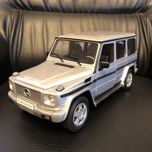 オートアート　1/18 メルセデス　ベンツ G500 