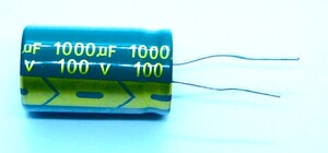 電解コンデンサ100v 1000μF 105°C 1個（100v1000uf）