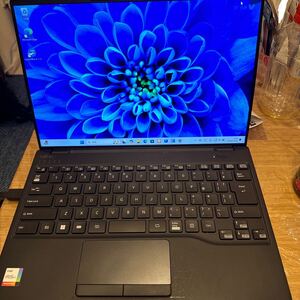 【即日発送】富士通 LIFEBOOK UH-X/H1 intel Core i3 / 8GB / SSD128GB