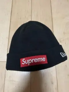 Supreme ビーニー 黒色 World Famous刺繍