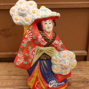 【現状品】芸者　土人形 焼物 陶器 民芸品 郷土玩具 お土産 泥人形 骨董品 人形 昭和レトロ ビンテージ インテリア 管理1