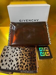 GIVENCHY ジバンシィ　ポーチセット　ヒョウ柄